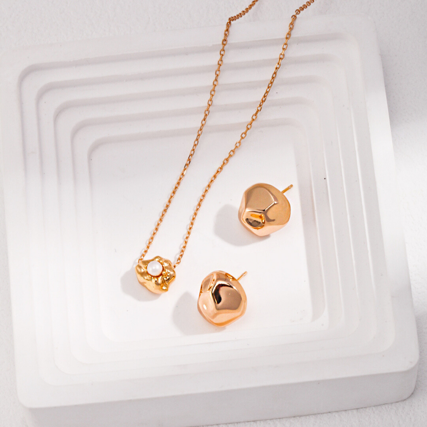 Irregular Sphere Studs