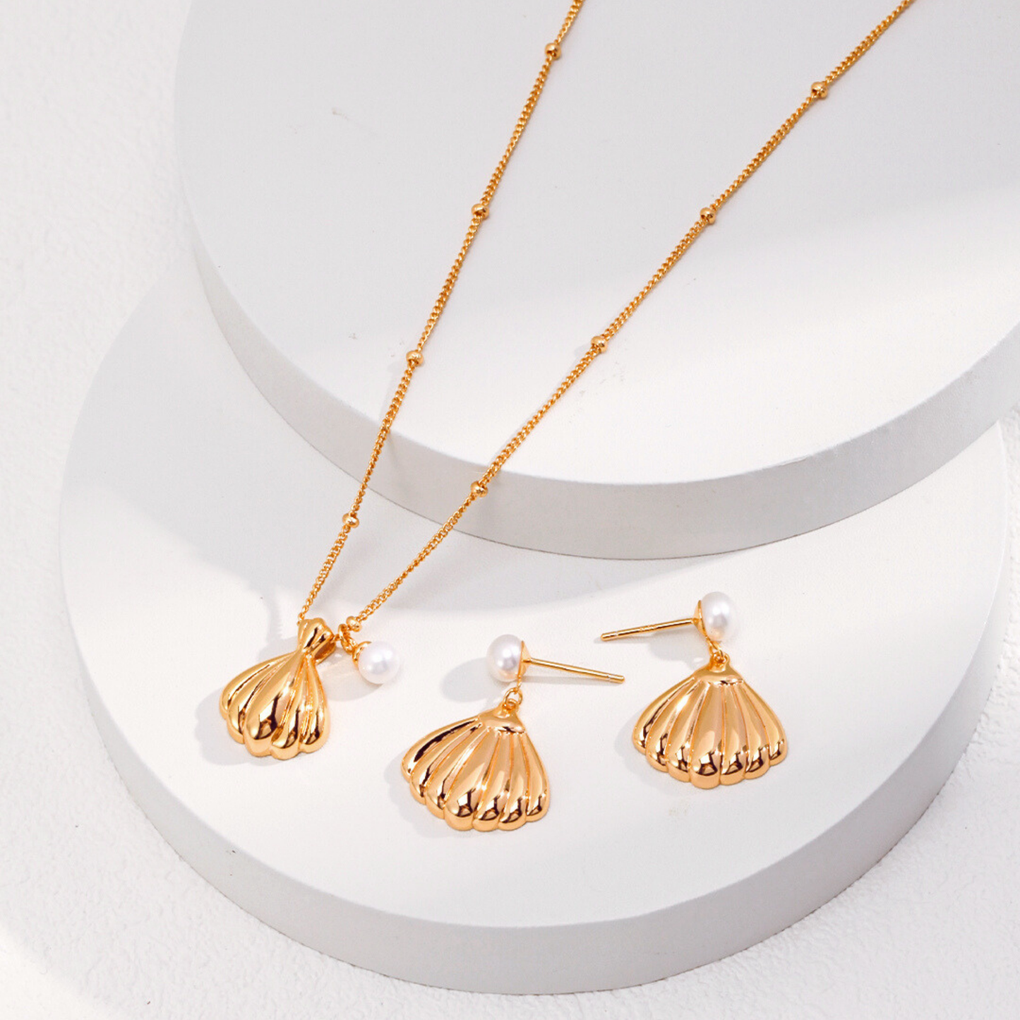 Shell Minimalist Necklace