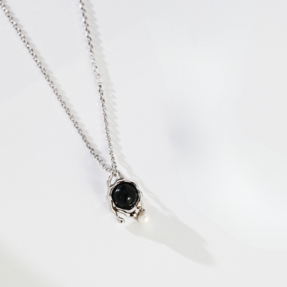 Black Onyx and Pearl Flow Pendant Necklace