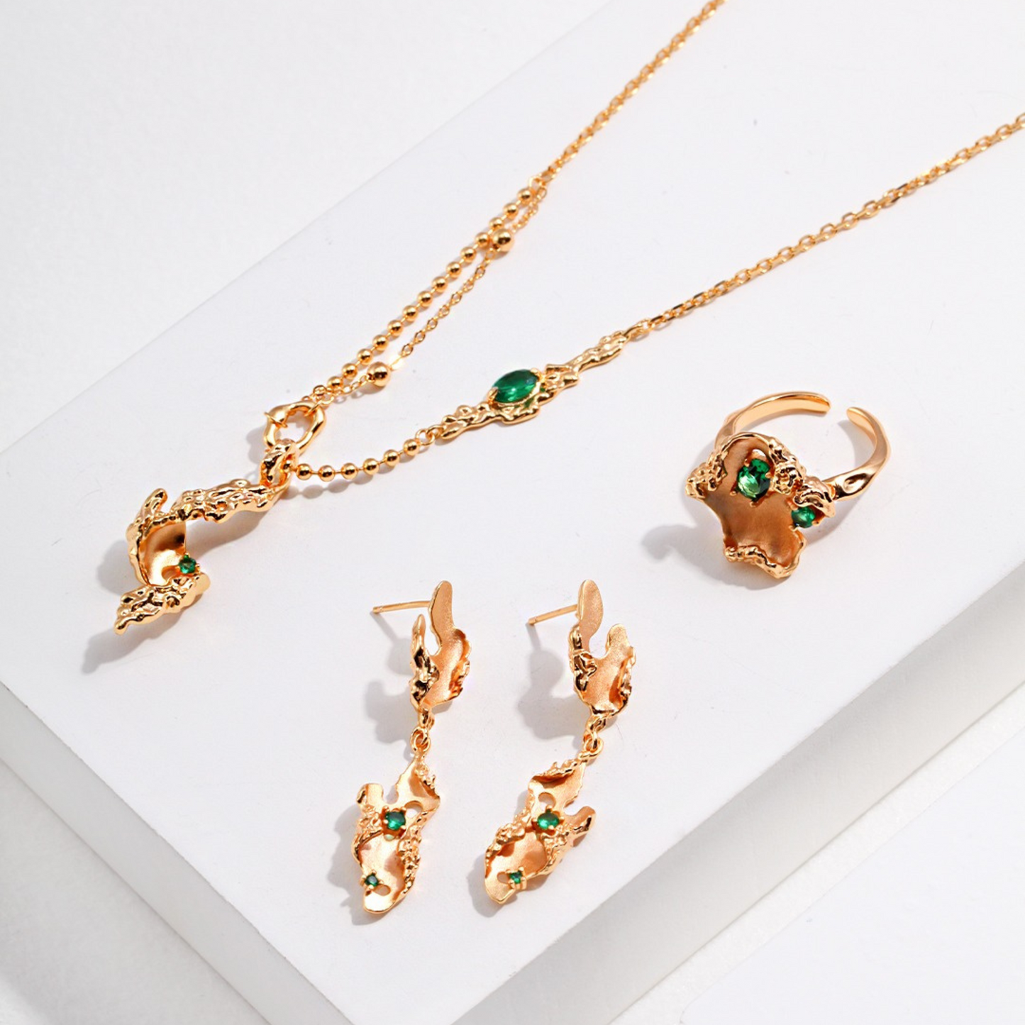 Evergreen Leaf 4pc Set – Gold & Silver Editions