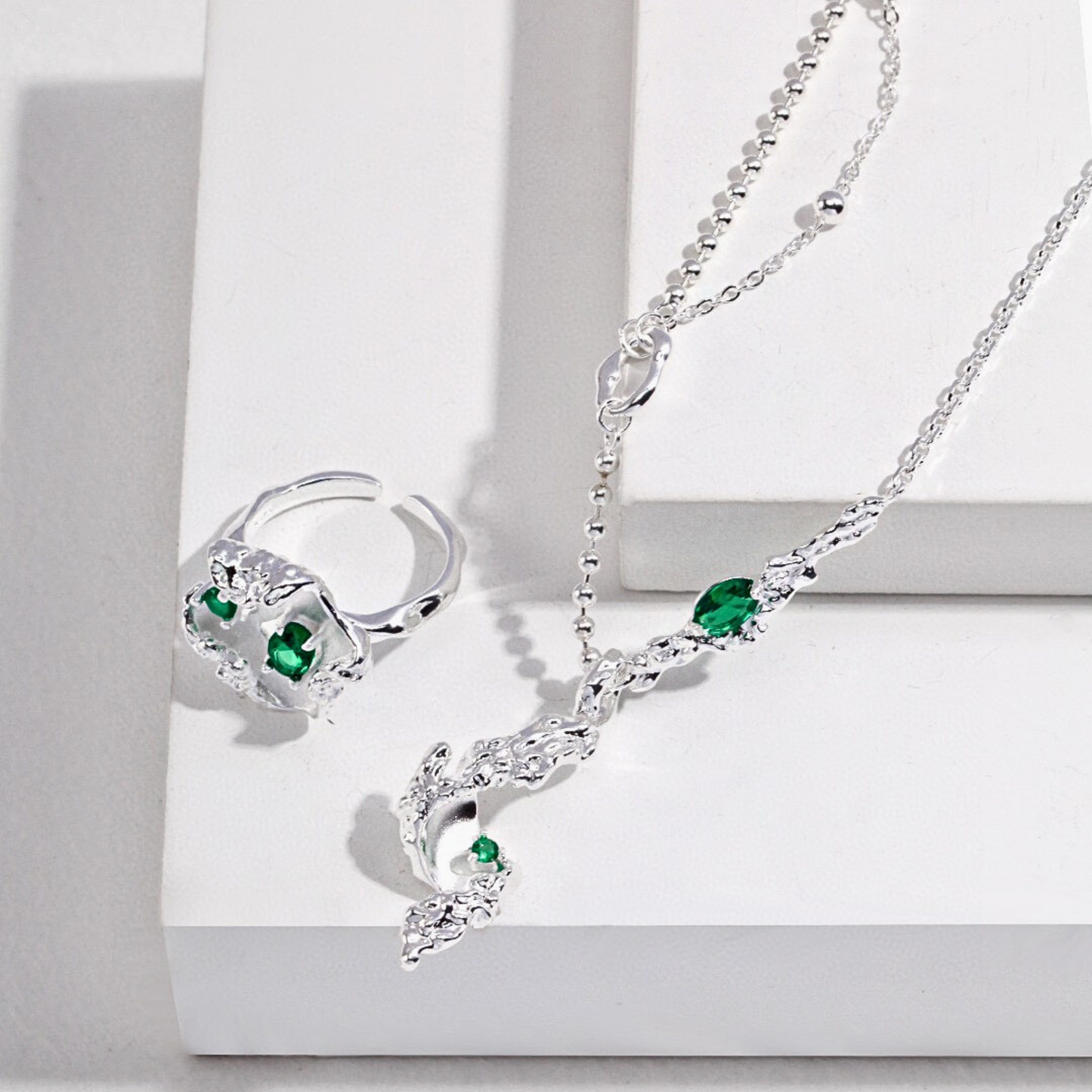 Evergreen Leaf 4pc Set – Gold & Silver Editions