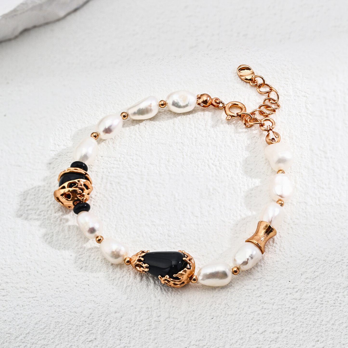 Midnight Onyx Pearl Bracelet