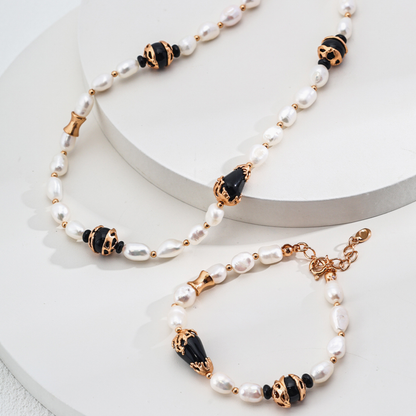Midnight Onyx Pearl Bracelet